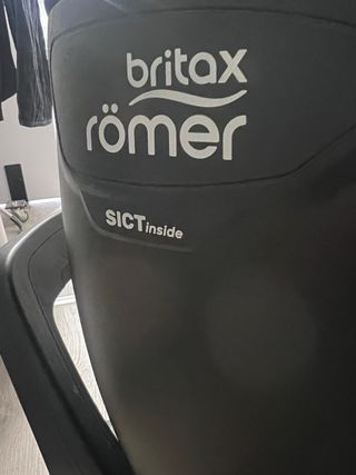 Silla coche Britax Römer negra giro 360•