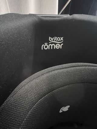 Silla coche Britax Römer negra giro 360•