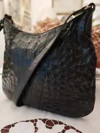 Borsa vintage nera in vera pelle di coccodrillo