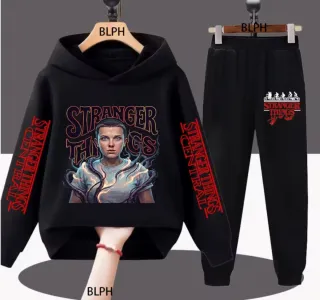 Chándal Stranger Things varios artículos