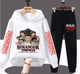 Chándal Stranger Things varios artículos