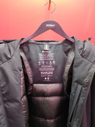 Chaqueta larga impermeable Ecoalf azul