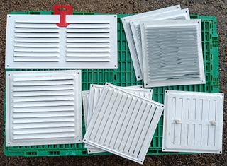 Rejillas de ventilación blancas
