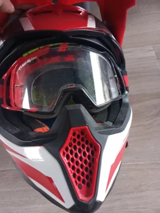 Casco Moto Cross Rojo y Blanco