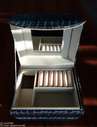 Beautycase donna gioielli nero/argento