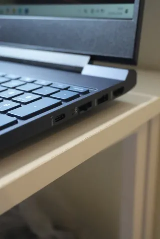 Ordenador Portátil HP Victus Ryzen AI 5 RTX 5050