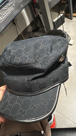 Cappello Gucci nero monogramma