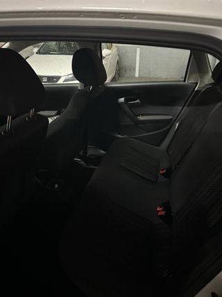 Volkswagen Polo 2015