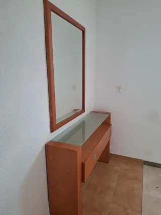 Mueble de entrada madera y Espejo