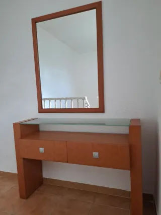 Mueble de entrada madera y Espejo
