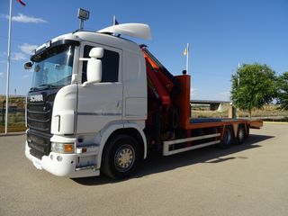 Scania G 400-CAMIONES PORTAMAQUINARIAS