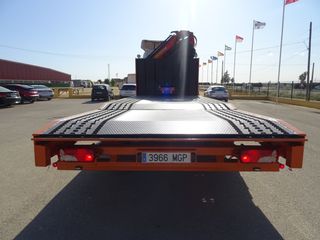 Scania G 400-CAMIONES PORTAMAQUINARIAS