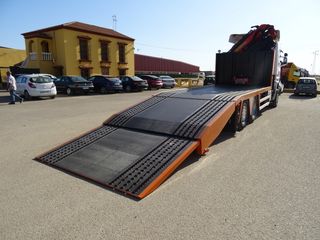 Scania G 400-CAMIONES PORTAMAQUINARIAS