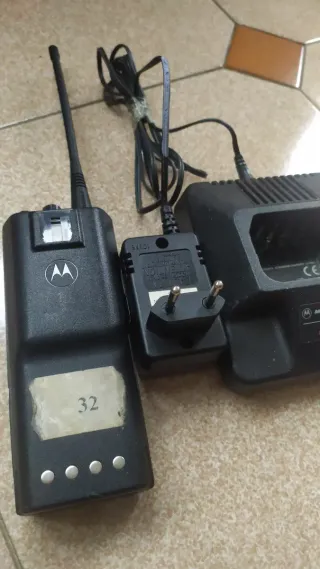 Motorola Radius GP300 UHF D1