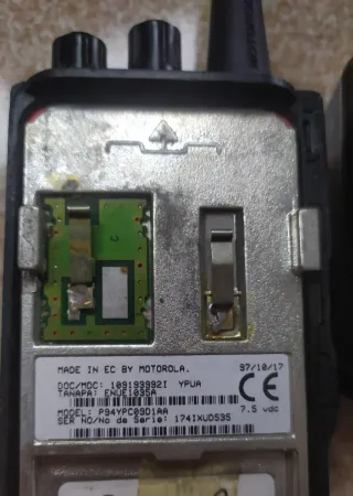 Motorola Radius GP300 UHF D1