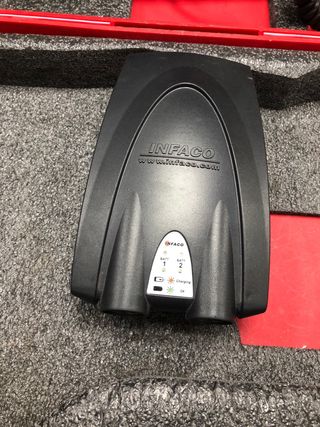 Tijeras de podar Infaco F3010 con kit completo.