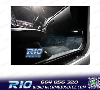 PLAFONES LED DE PIES Y PUERTAS PARA MERCEDES