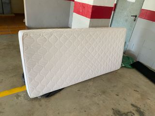 Colchón espuma 90x190 cm casi nuevo