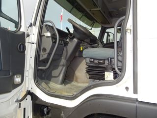 Volvo FM 370-CAMIONES GRUA