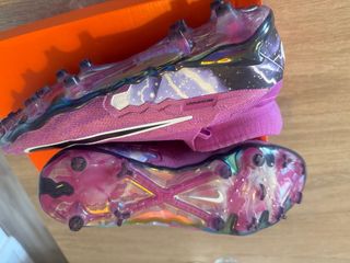 Botas Fútbol Nike Phantom Moradas 26,5cm