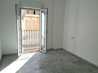 Piso en alquiler en La Goleta - San Felipe Neri en Málaga