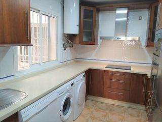 Piso en alquiler en La Goleta - San Felipe Neri en Málaga