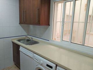 Piso en alquiler en La Goleta - San Felipe Neri en Málaga