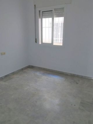 Piso en alquiler en La Goleta - San Felipe Neri en Málaga