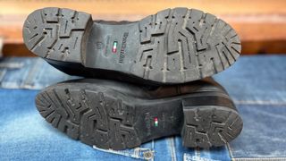 Botines de piel negros