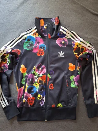 Chaqueta Adidas Estampado Floral