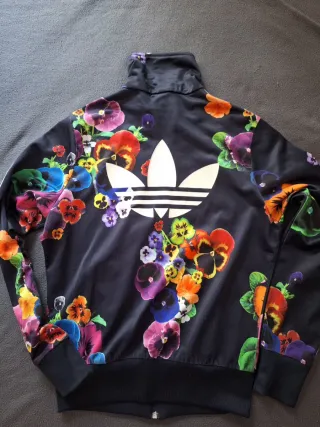 Chaqueta Adidas Estampado Floral