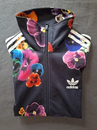 Chaqueta Adidas Estampado Floral