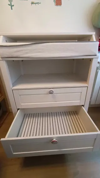 Cómoda cambiador IKEA SUNDVIK + Colchón y fundas