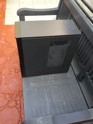 Torre Micro ATX con Grabadora DVD