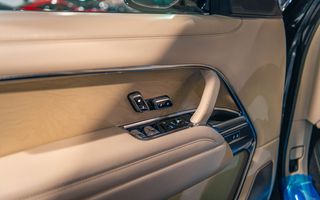 Land Rover Range Rover 4.4 V8 530PS SV Auto