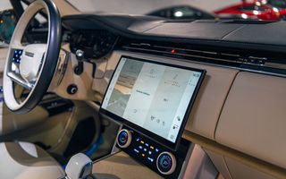 Land Rover Range Rover 4.4 V8 530PS SV Auto