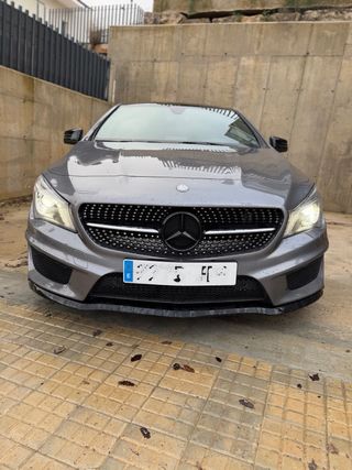 Mercedes-Benz Clase CLA 220 AMG