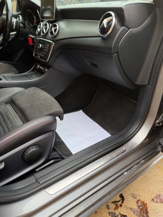 Mercedes-Benz Clase CLA 220 AMG