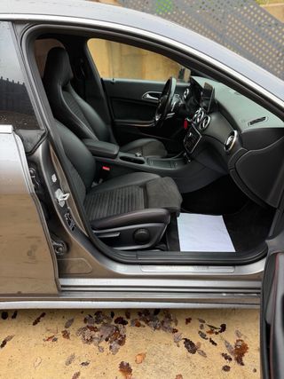 Mercedes-Benz Clase CLA 220 AMG