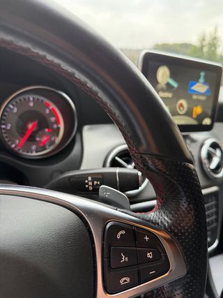 Mercedes-Benz Clase CLA 220 AMG