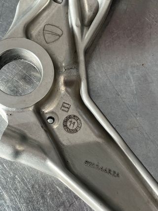 Soporte Amortiguador Ducati Panigale 1199S