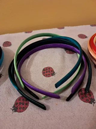 Set 17 cerchietti colorati