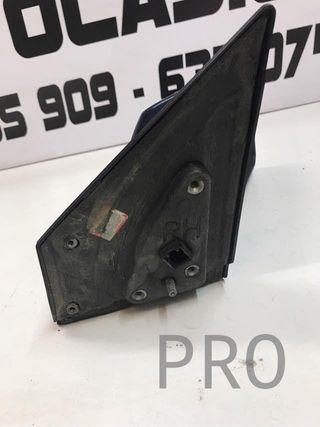 Espejo derecho kia carens