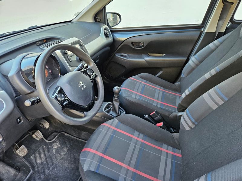 Peugeot 108 1.2 Pure Tech Active 5p 2016, foto 10
