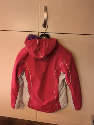 Chaqueta de nieve chica / niña  talla S (nueva)