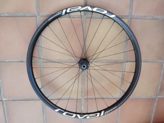 Ruedas Roval Traverse SL Carbono