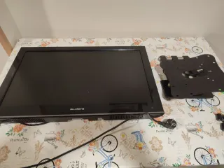 TV . No smart tv Medidas 40x62