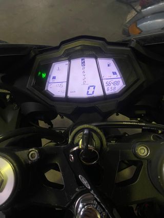 Yamaha YZF 125 R Negra