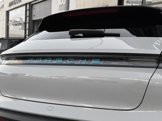 Porsche Taycan Turbo Crossturismo 2021