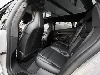 Porsche Taycan Turbo Crossturismo 2021